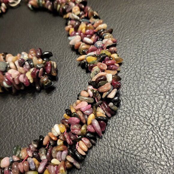 Agate Chip Bead Necklace and Stretch Bracelet - Picture 5 of 6